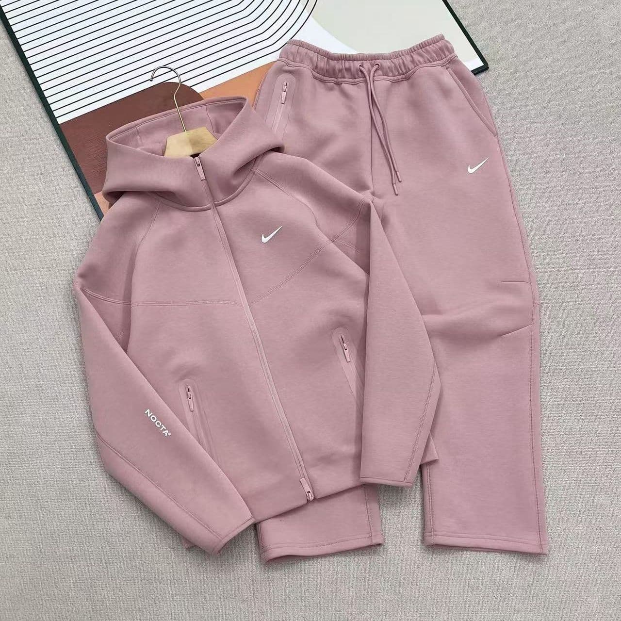 Costume décontracté à capuche zippé rose lotus, nouvelle couleur, taille asiatique (réf. 8454).