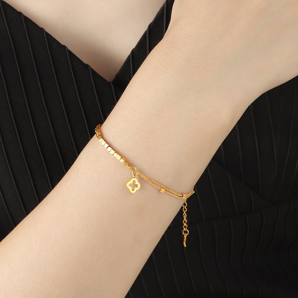 Light luxury high-end niche design explosive four-leaf clover splicing bracelet