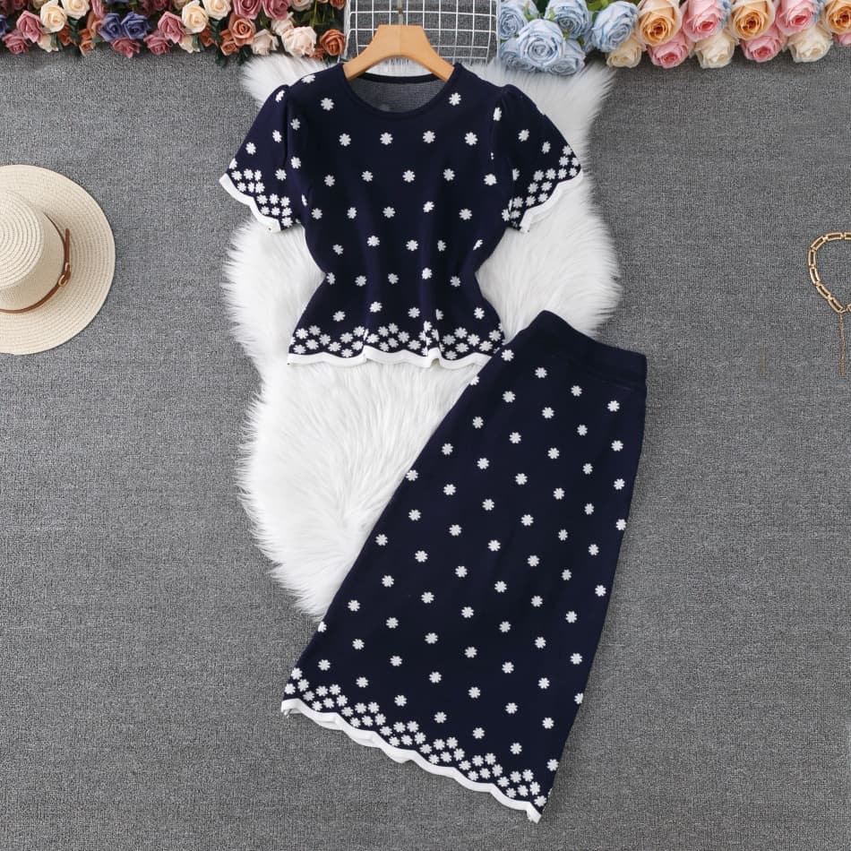 Women's Clothing Summer Retro Printed Knitted Sweater Temperament Hip Wrapped Slit Skirt Two Piece Set
