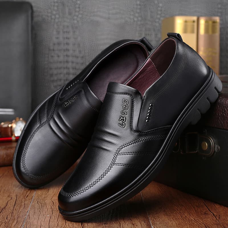 Autumn new men's leather shoes round head breathable British shoes soft sole