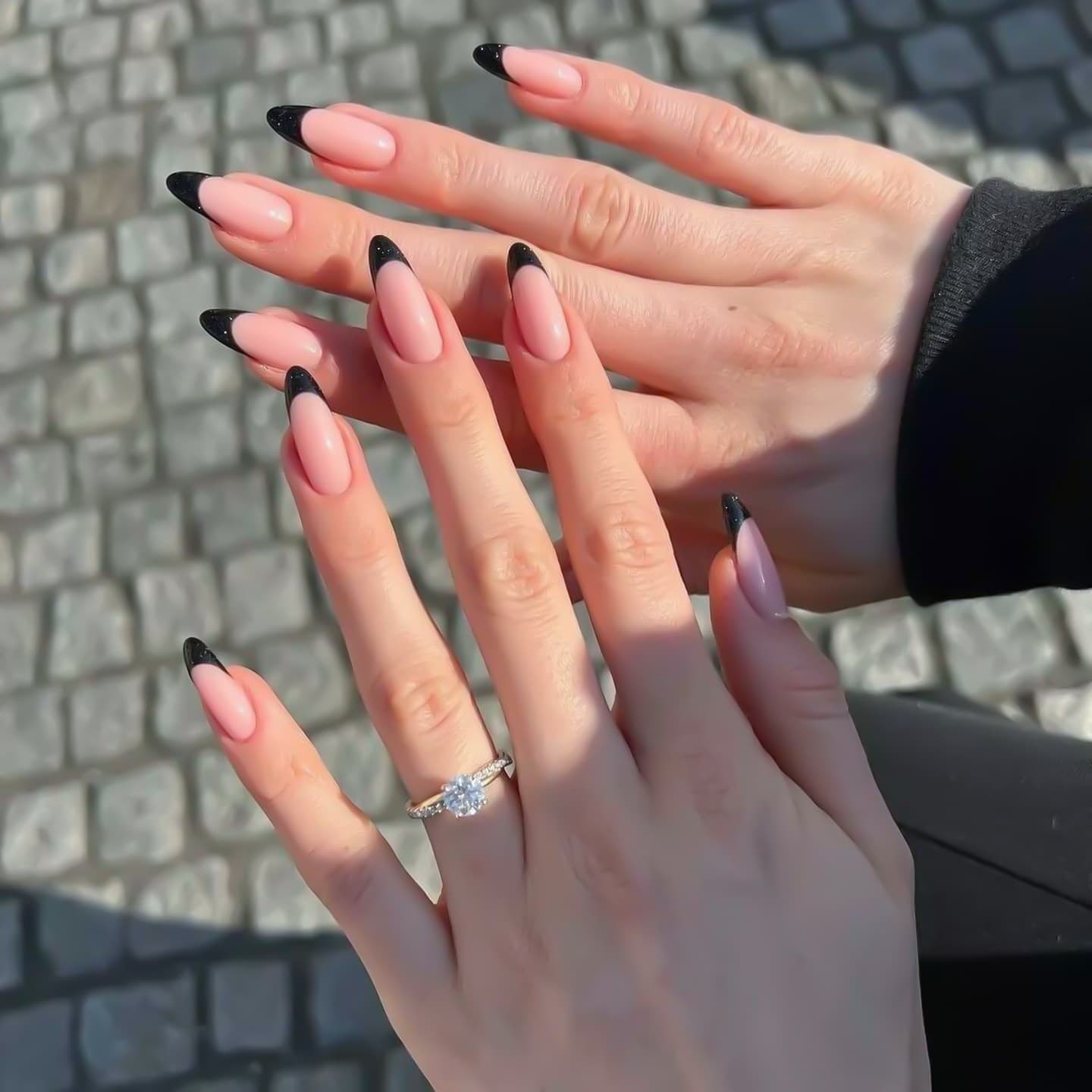 24 pieces per box almond skin color French false nails simple and versatile nude whitening wearable waterproof and removable