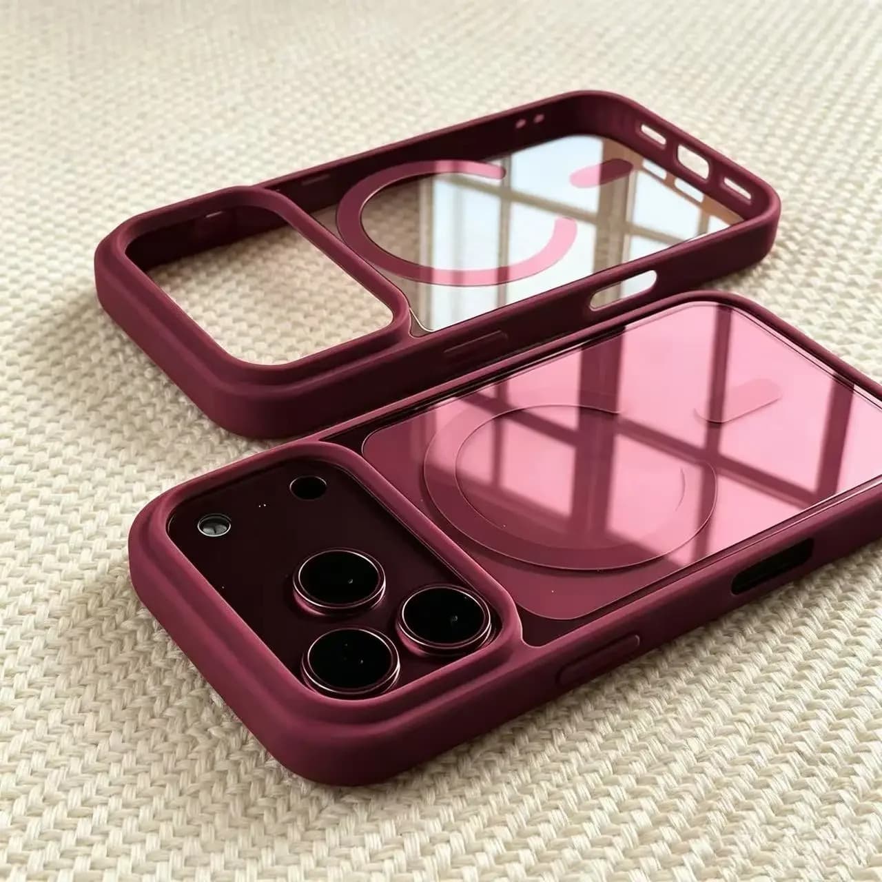 Compatible avec l'iPhone 18 Pro Max, coque magnétique transparente en silicone acrylique 17 pouces, couleur unie, effet peau.