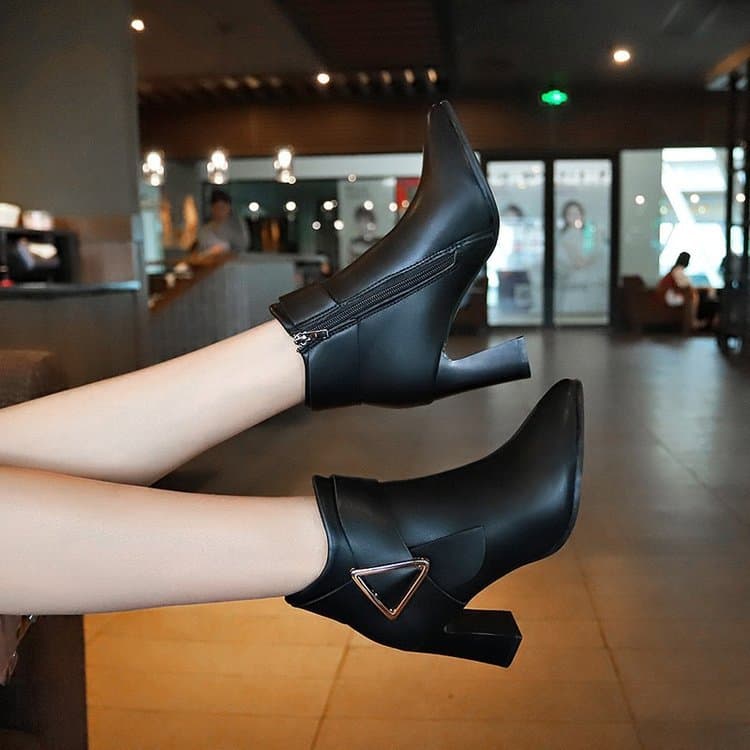 2022 Autumn Winter New High Women Thick Heel Pointed Toe Slimming Short Ankle Martin Boots