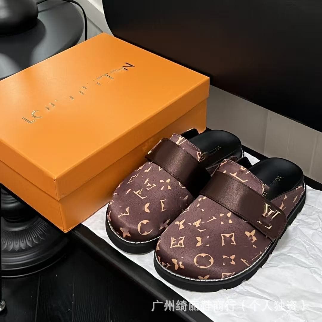 Chaussures de qualité supérieure Lujia, pantoufles imprimées de lettres, mules d'été à semelles épaisses à enfiler, idéales pour les couples
