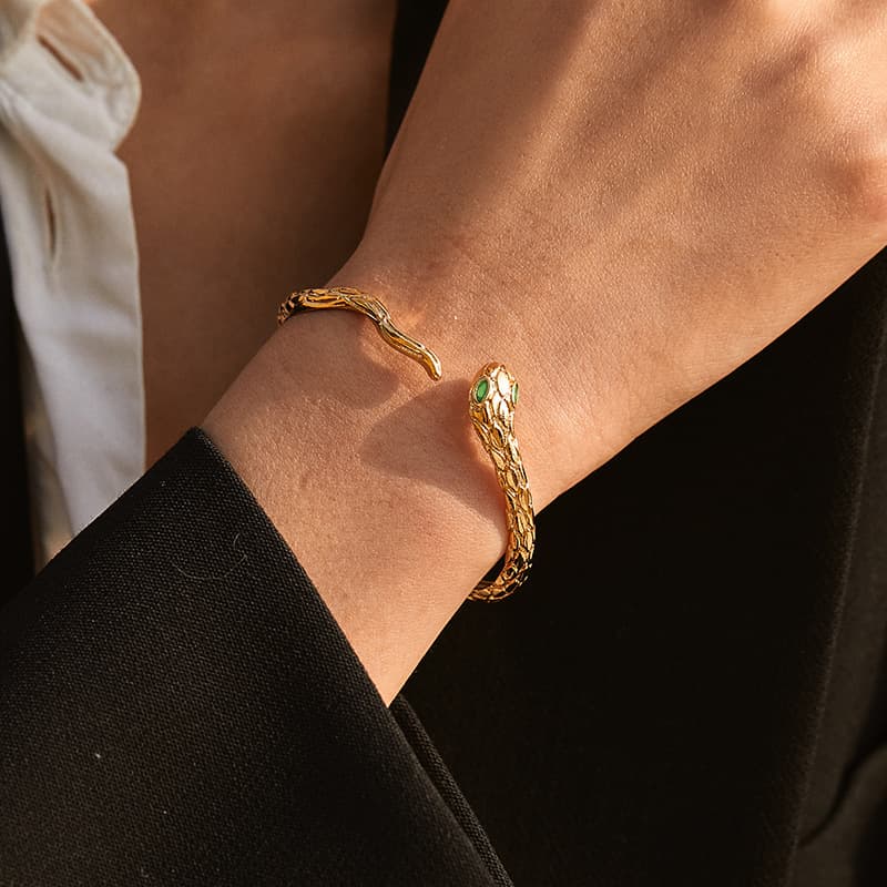 Animal snake bracelet real gold electroplated color preserving brass plated K real gold retro light luxury light mature style business bracelet