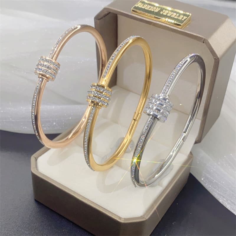 Fashion Women's Luxury Exquisite Zircon Waist Stainless steel Rose Gold Color Charm Bracelets Girls' Premium Jewelry Gift