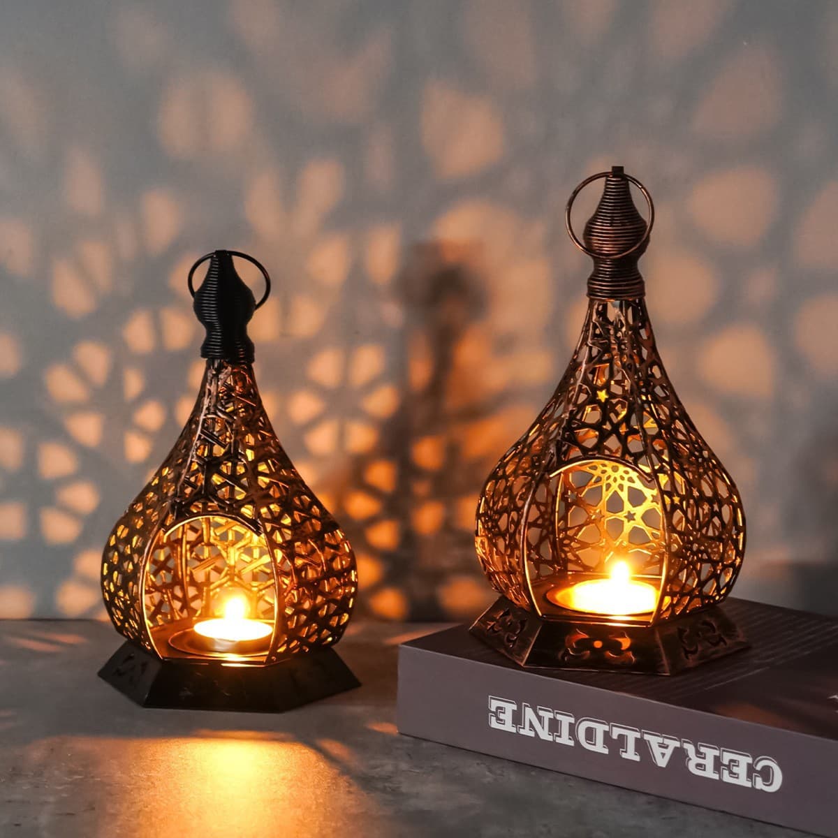 Home Furniture Festival Middle Eastern Style New Hollow Electroplated Iron Candlestick Atmosphere Decoration Aromatherapy Candle Holder Ornaments