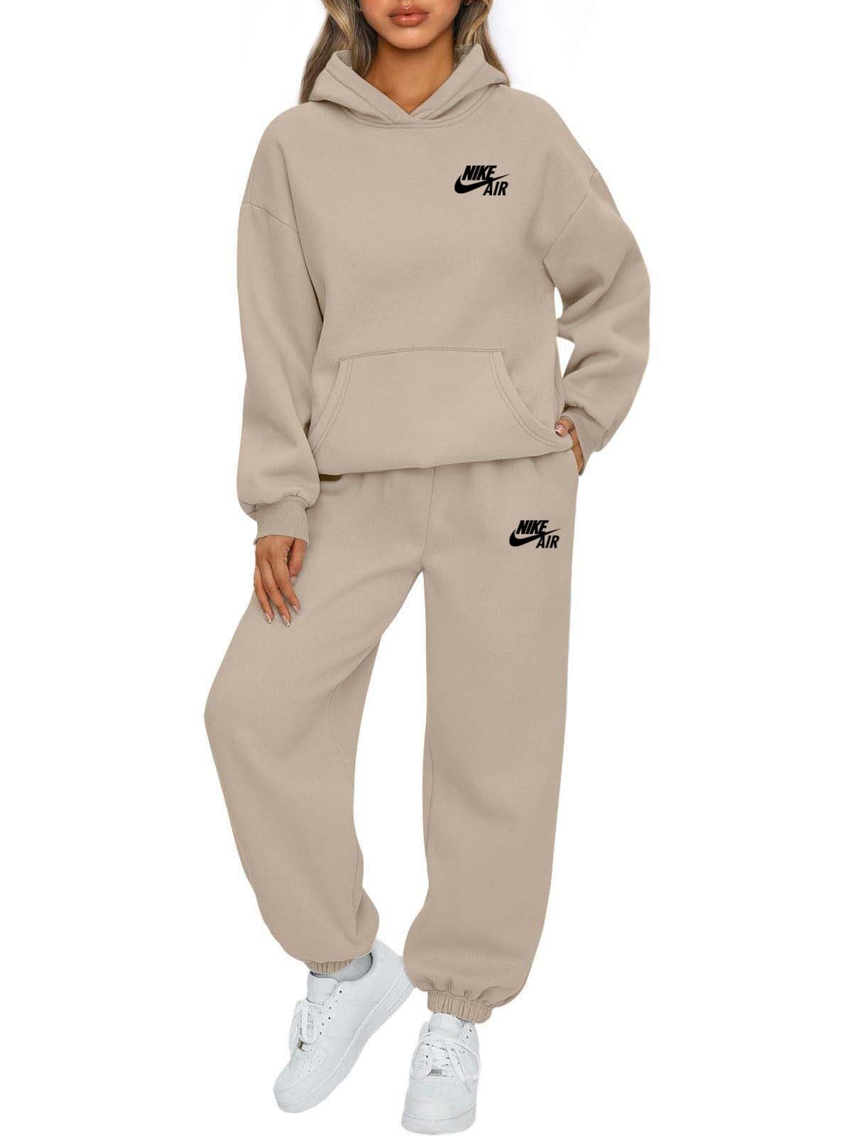 Ensemble sweat-shirt à capuche oversize et pantalon de jogging Nike uni