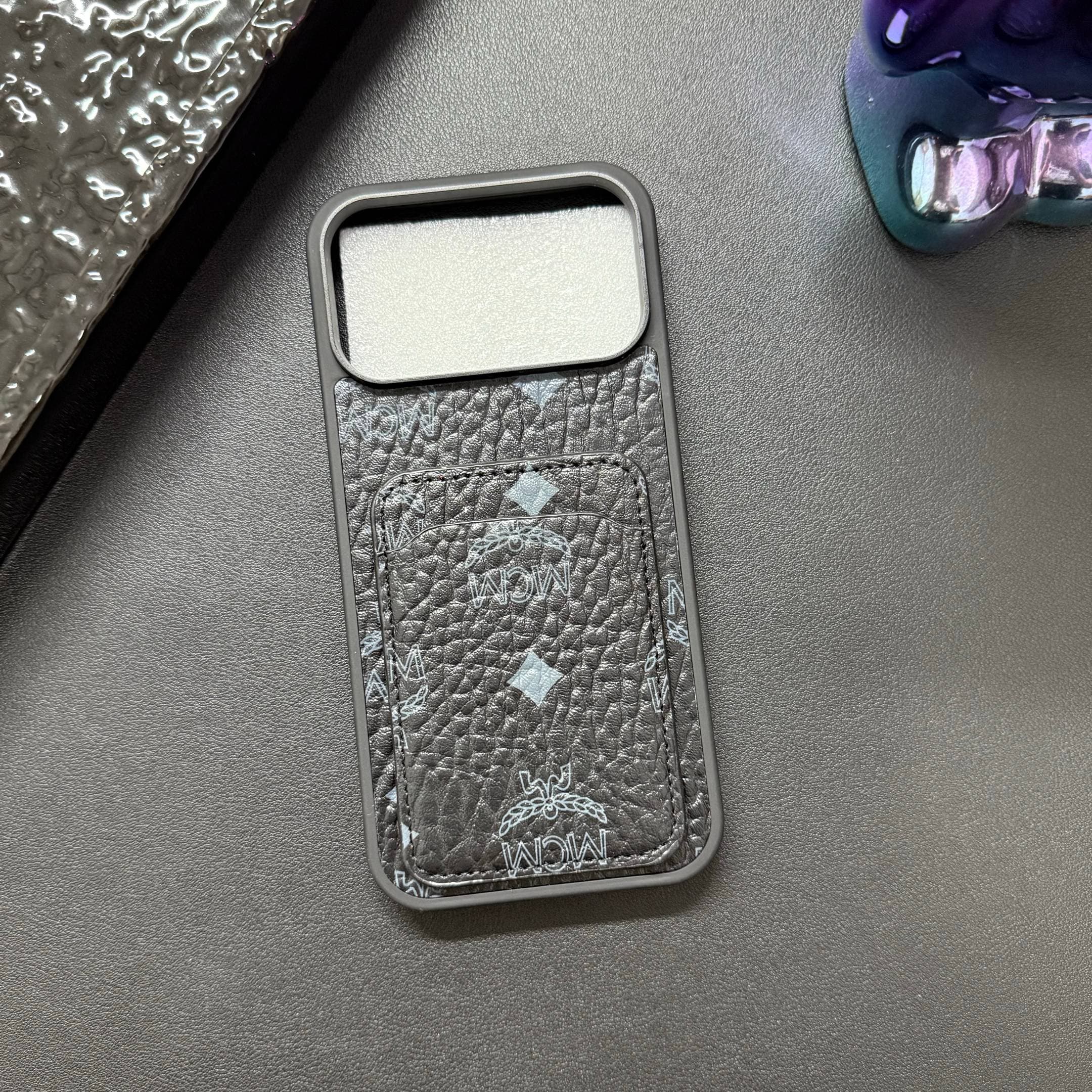 Étui de téléphone haut de gamme avec emplacement pour carte pour iPhone 17 Pro Max et iPhone 16