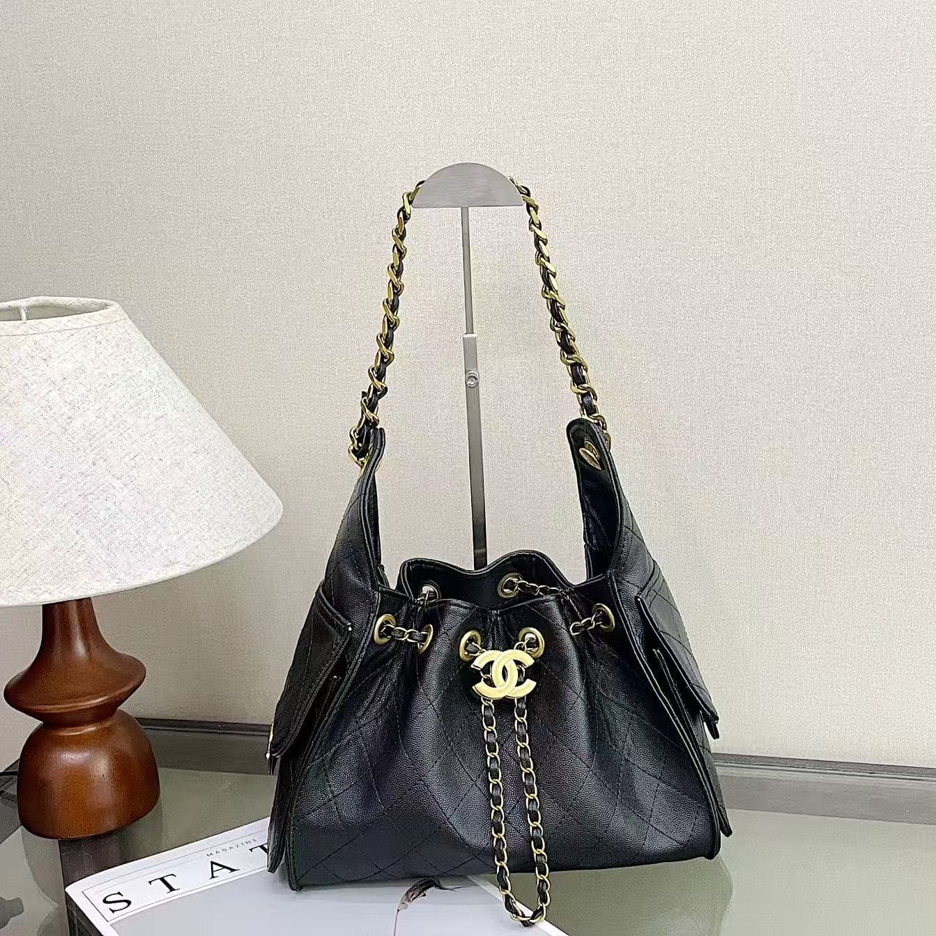 Sac cabas en cuir souple pour femme, sac seau rétro avec bandoulière à chaîne métallique, grand sac à main décontracté idéal pour les soiré