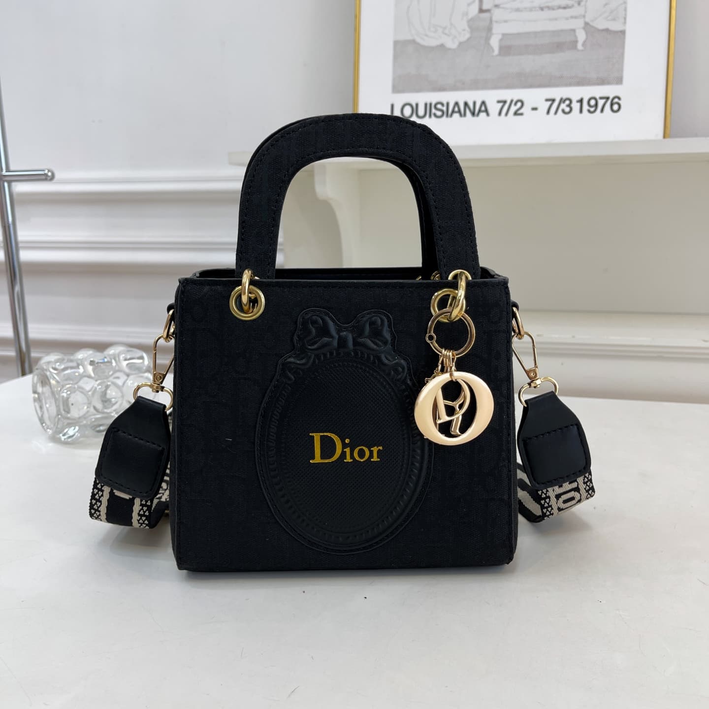 Sac cabas Dior à imprimé classique, sac à main de haute qualité, polyvalent et tendance pour les trajets quotidiens et les loisirs.