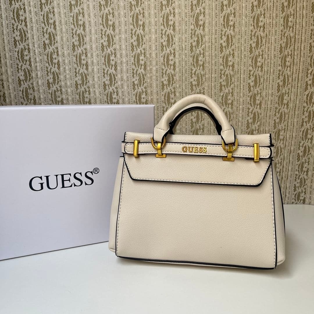 Sac fourre-tout imprimé élégant GUESS pour femme, sac à main spacieux en toile et cuir, design vintage pour un usage quotidien et des tenues tend