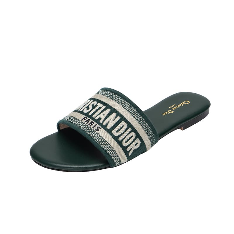 Chaussons confortables 2023, vêtements d'extérieur décontractés, sandales polyvalentes, pantoufles à enfiler à la mode