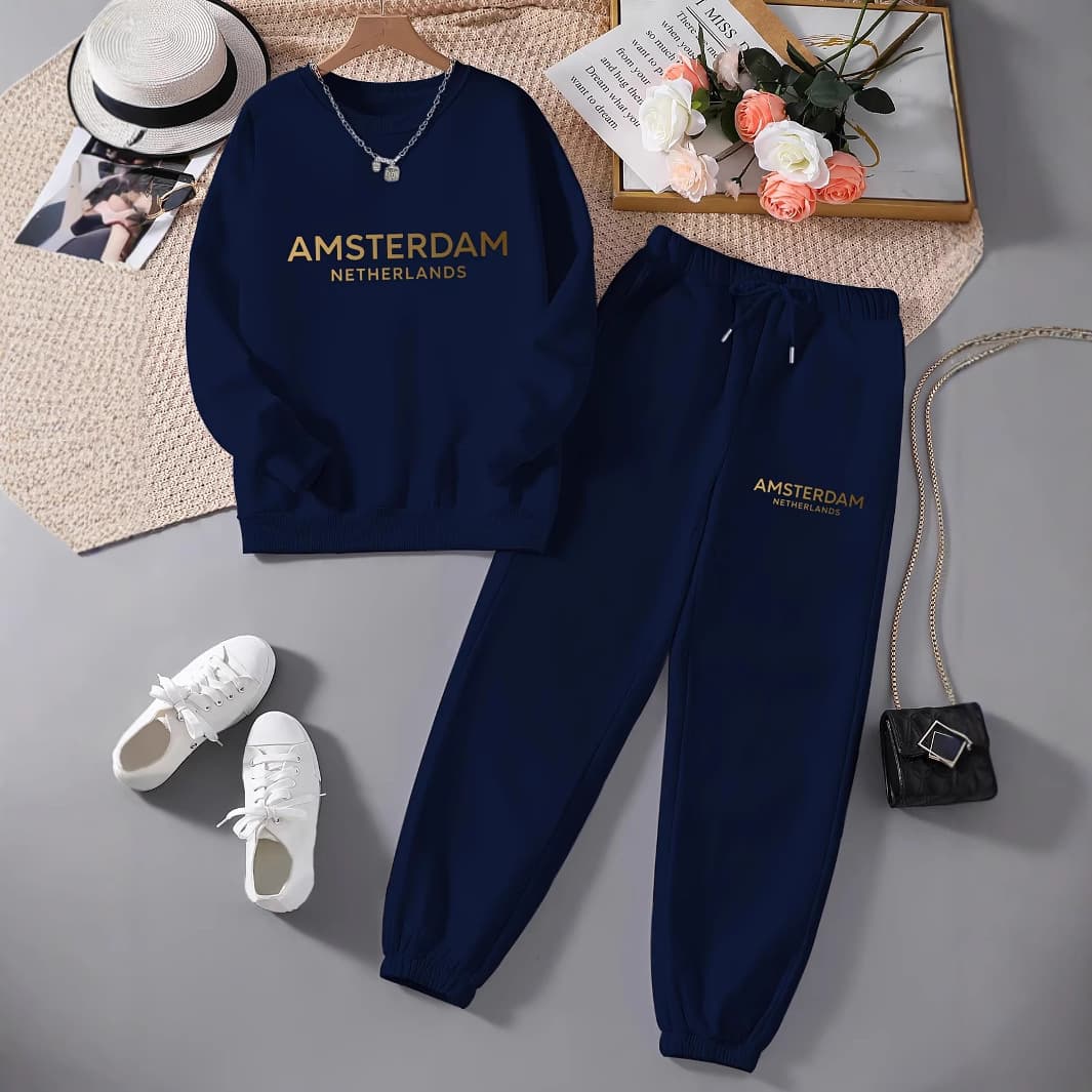Women's Plus Velvet Sweatshirt Set, Long Sleeve Round Neck Pullover Top And Pants, Loose Fit Warm Sports Tracksuit For Fall And Winter