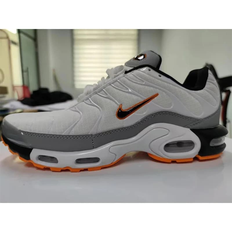 Chaussures de sport de plein air pour hommes chaussures de course mode chaussures à coussin d'air décontractées Eu39-46