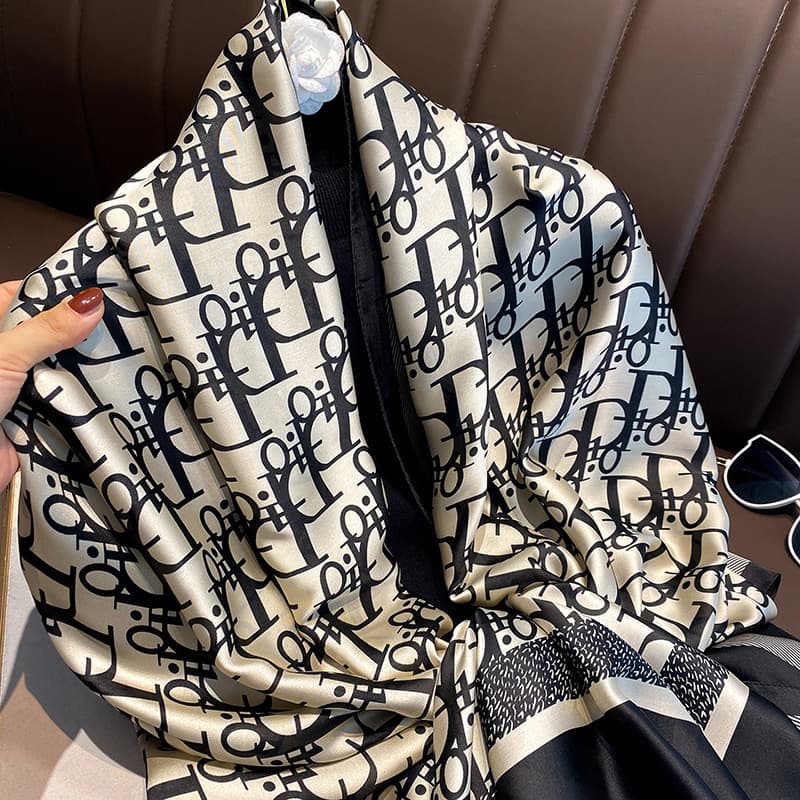 Foulard en soie femmes mince printemps et automne lettres mode Simulation soie sensation écharpe châle double usage hiver châle bavoir
