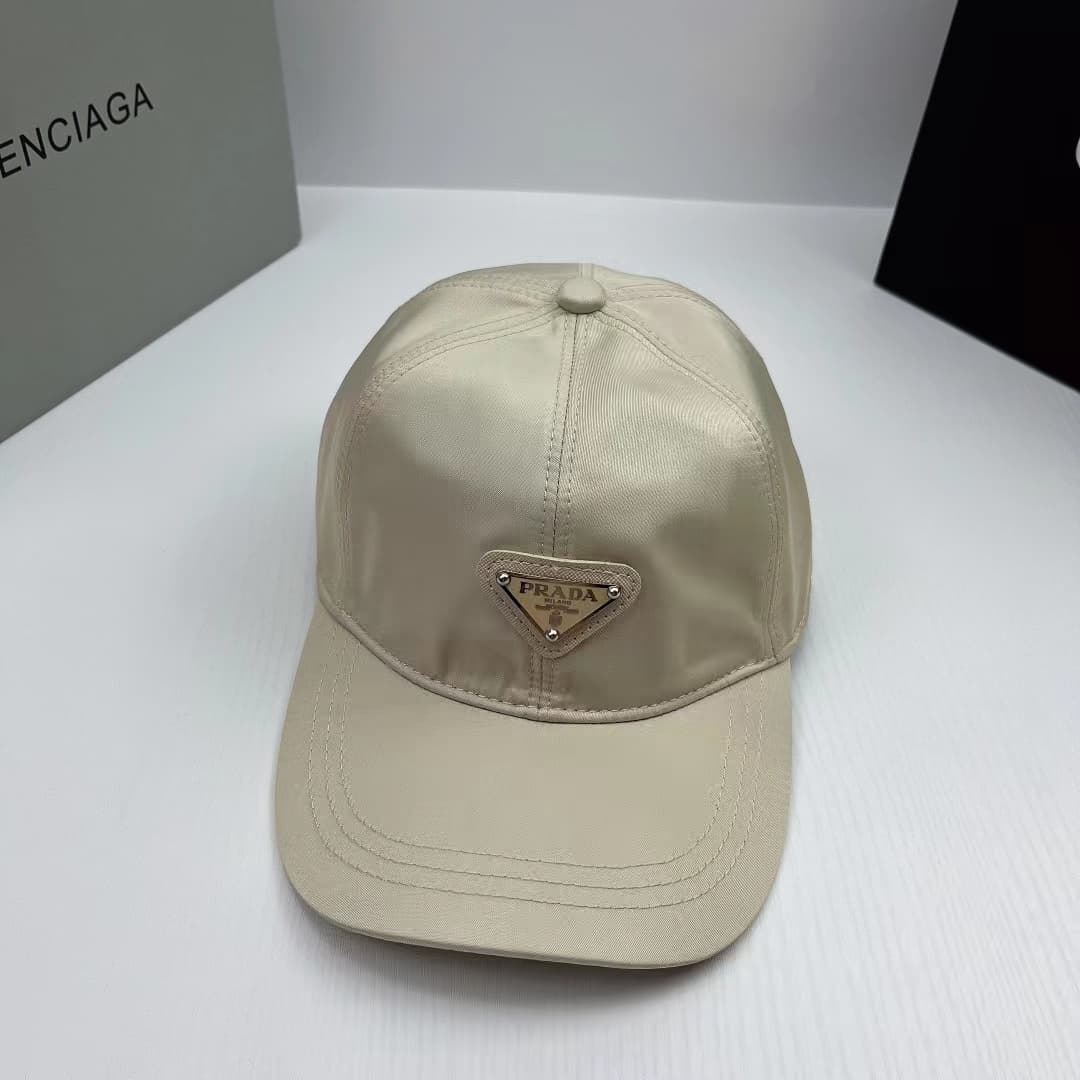 Étoile classique avec la même casquette de baseball