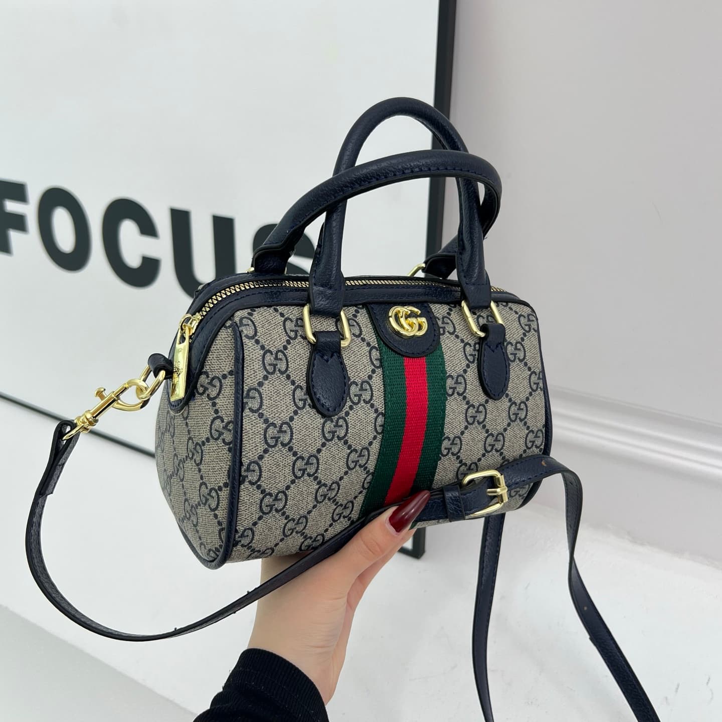 Sac à main bandoulière Gucci Ophidia Monogram New Boston Pillow Bag
