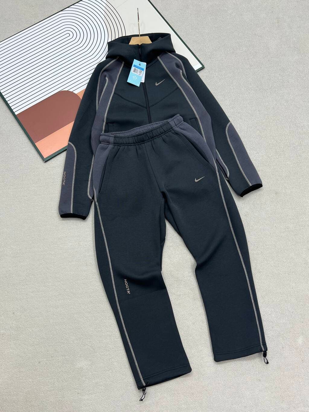 Ensemble veste de sport et pantalon droit en maille patchwork TCH quatre couleurs de la marque Designer 26 Nk