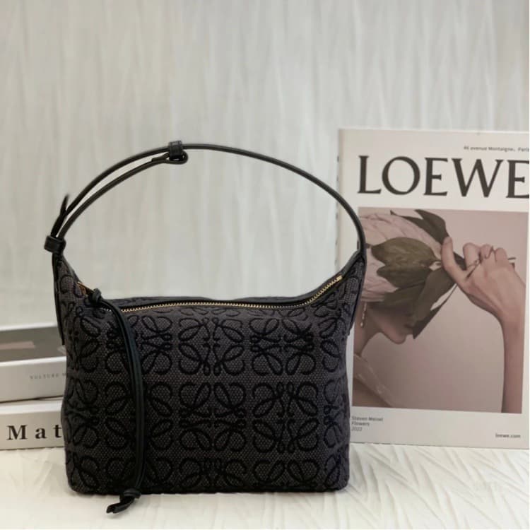 Boîte à lunch Luo Yi Top Quality New Style Wei Lew Jacquard Broderie 5A Bento B Polyvalente Tendance Bretelle Simple Femme