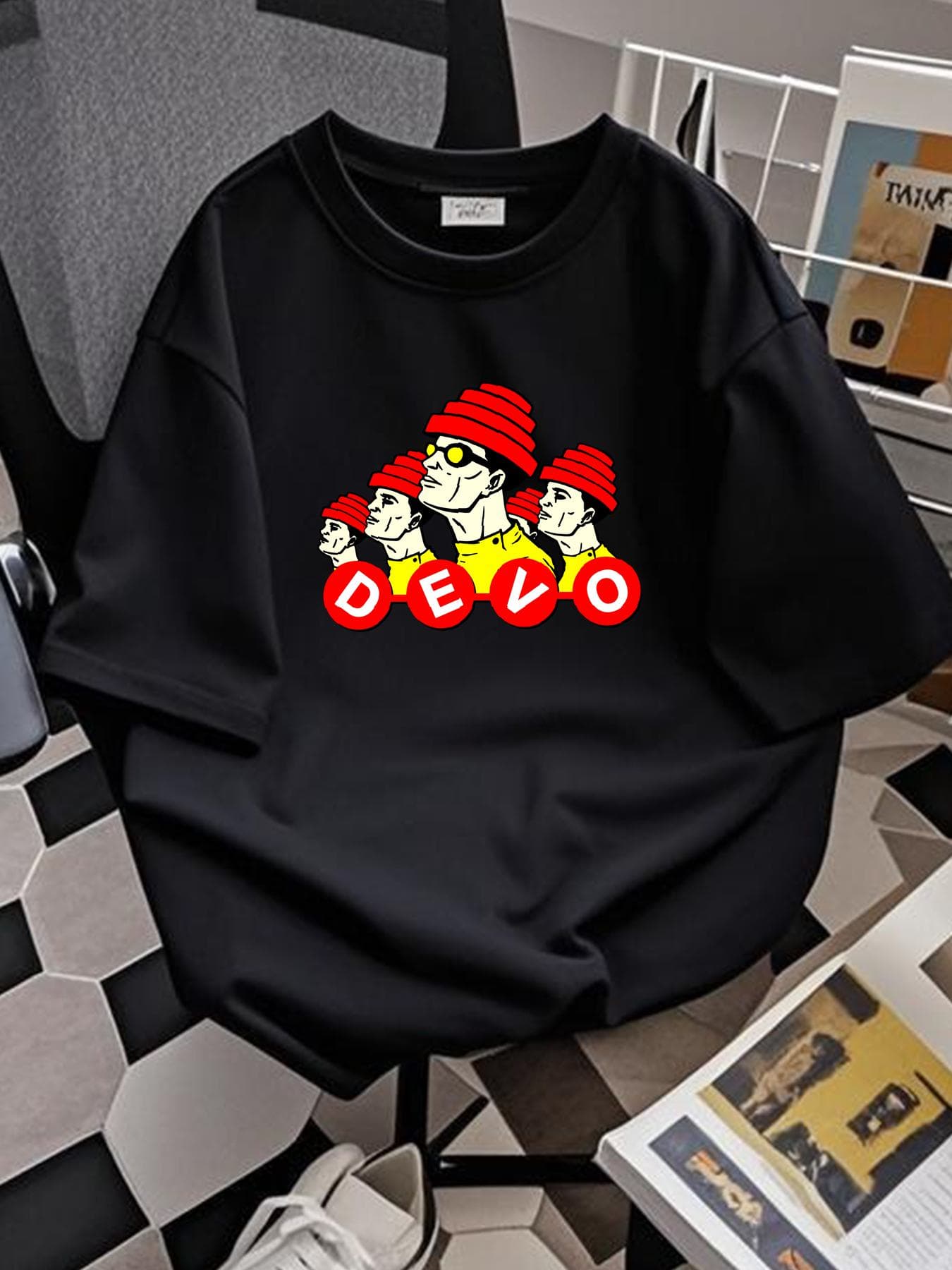 Devo Energy Dome XL Black T Shirt Slightly Stretched Casual Homme Comfortable Top For Everyday Wear Breathable Stylish Streetwear Graphic Summer