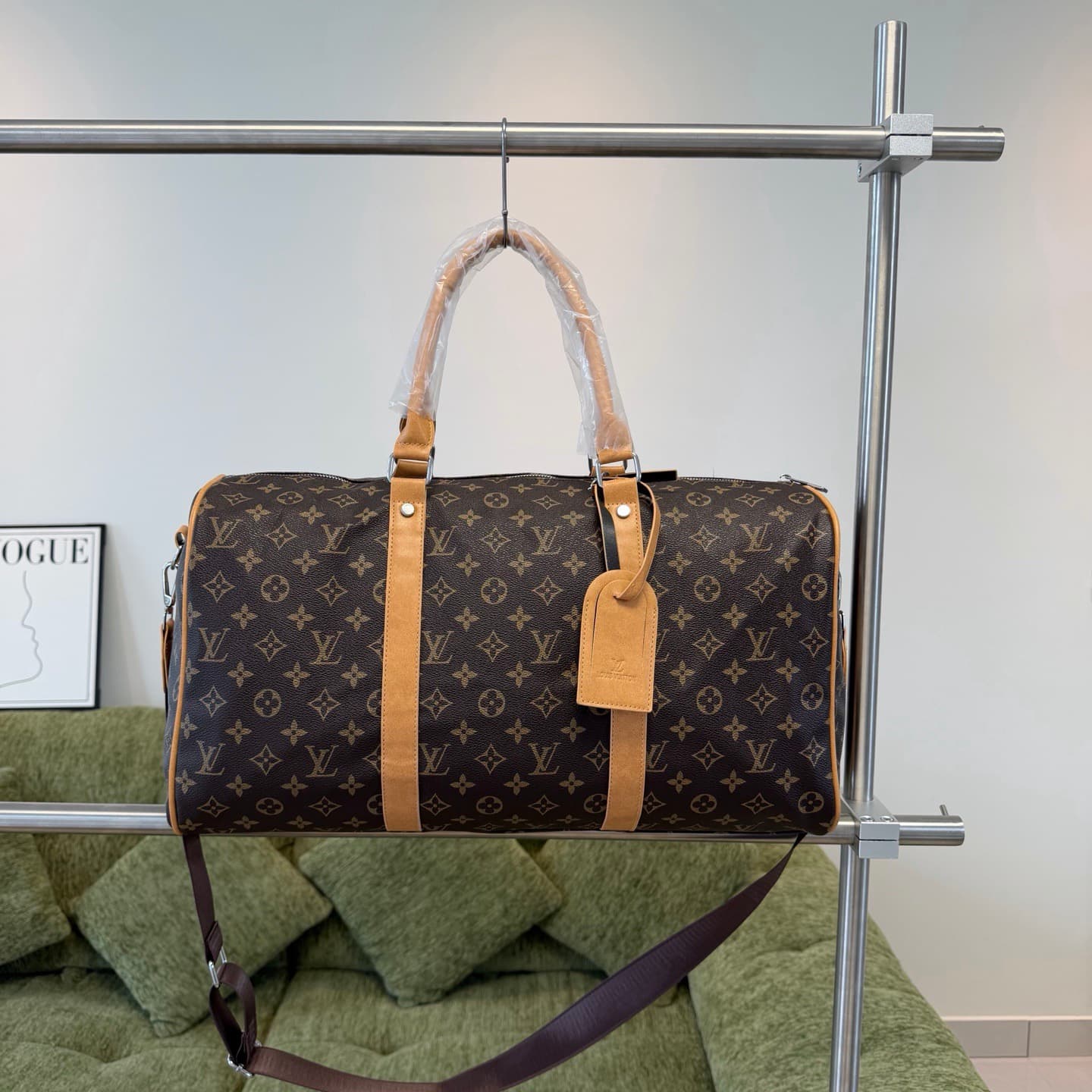 Sac de voyage Louis Vuitton unisexe classique à monogramme, grand format cylindrique, imprimé logo intégral