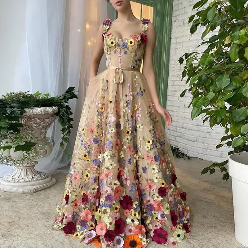 New Women's 3D Fashion Embroidered Flower Wrap Hip Sexy Dress