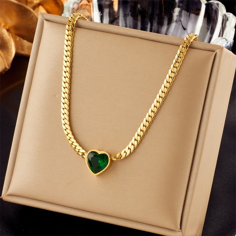 European and American cross-border fashion temperament simple niche diamond heart pendant titanium steel non-fading twist chain necklace