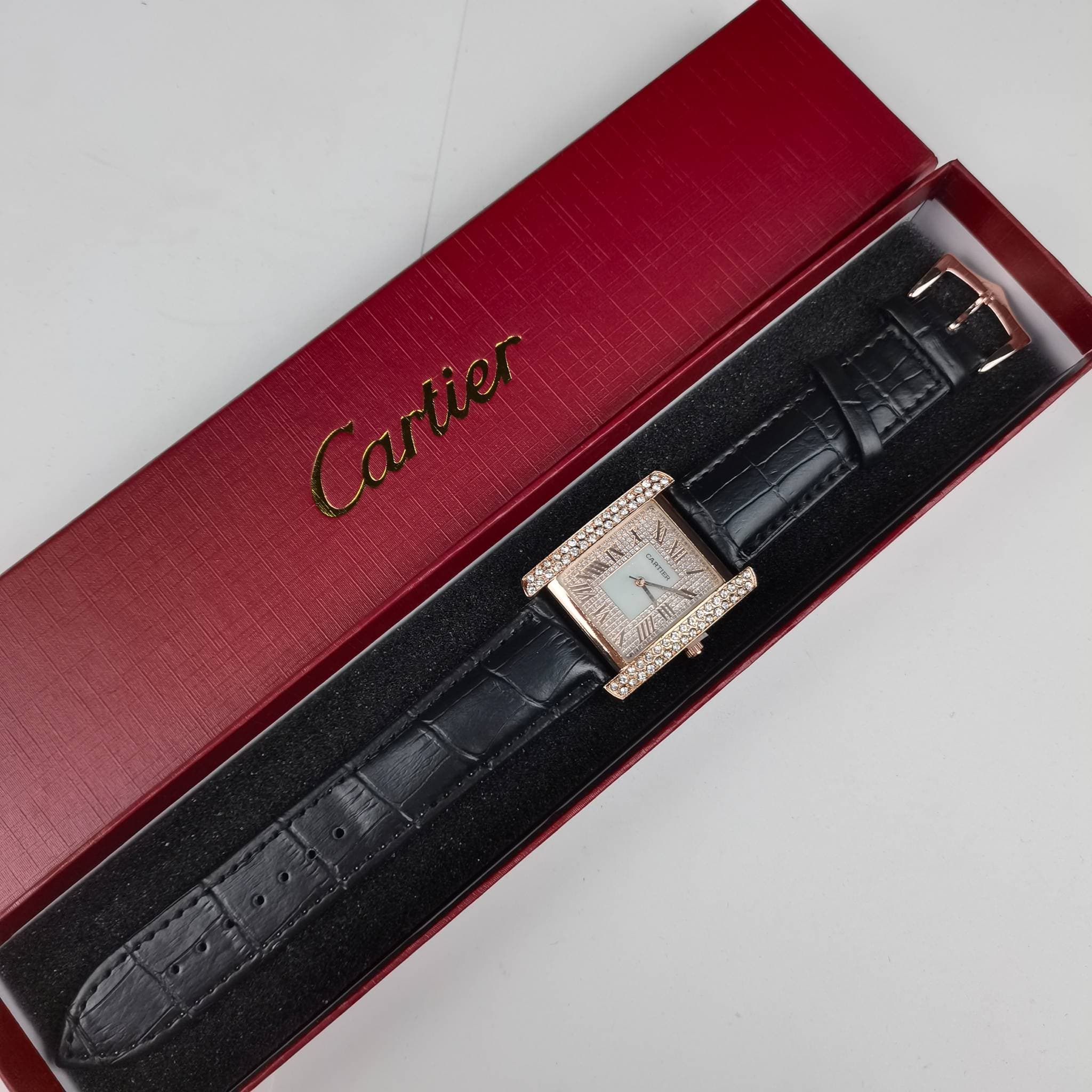 Montre à quartz tendance pour femme, cadran résistant, ceinture, décontractée, élégante et discrète