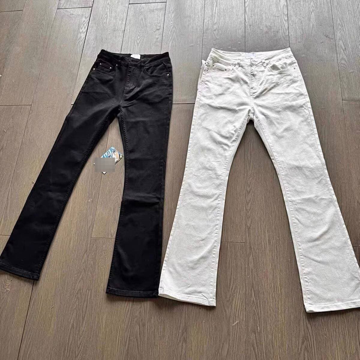 Stylish Japanese-Inspired Relaxed Fit Stretch Flared Jeans For Women – Casual, Comfortable & Versatile