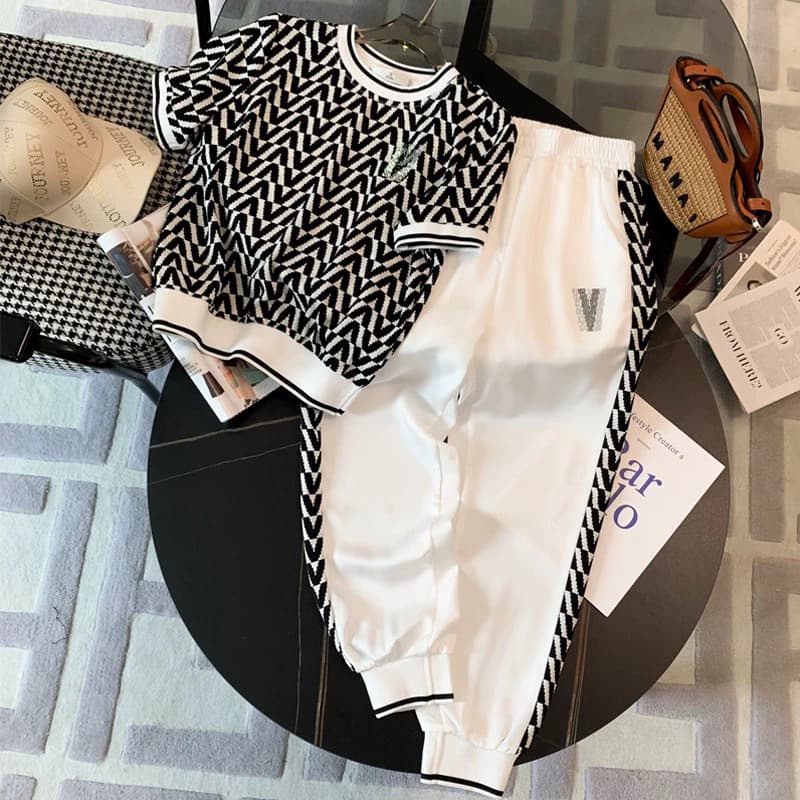 Women's Summer New Loose Thin Short-sleeved Two-piece Suits For Age Reduction