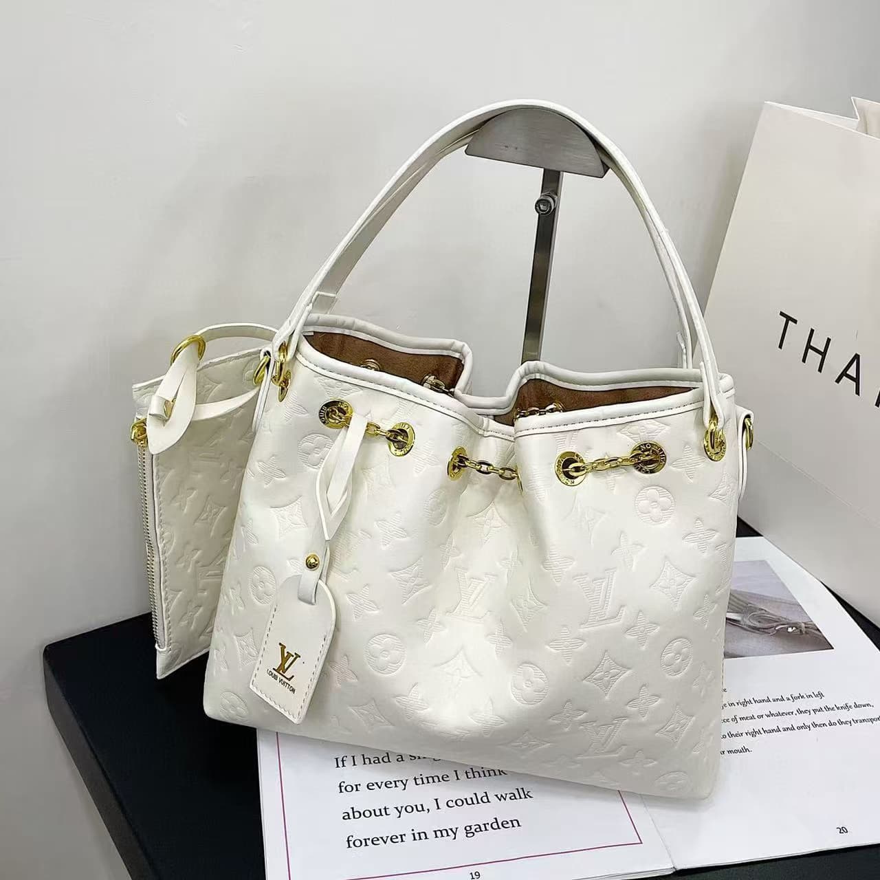 Sac bandoulière style 2026, simple et tendance, nouveau sac seau polyvalent, sac femme grande capacité, best-seller !