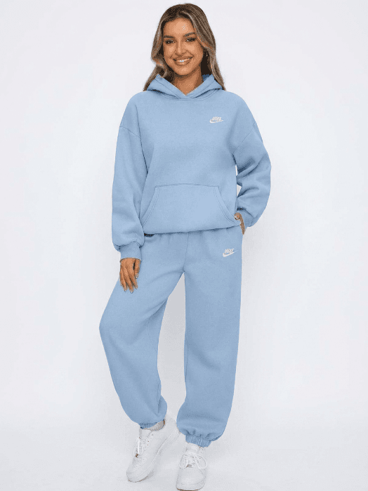 Ensemble deux pièces à capuche Nike pour femme avec logo classique