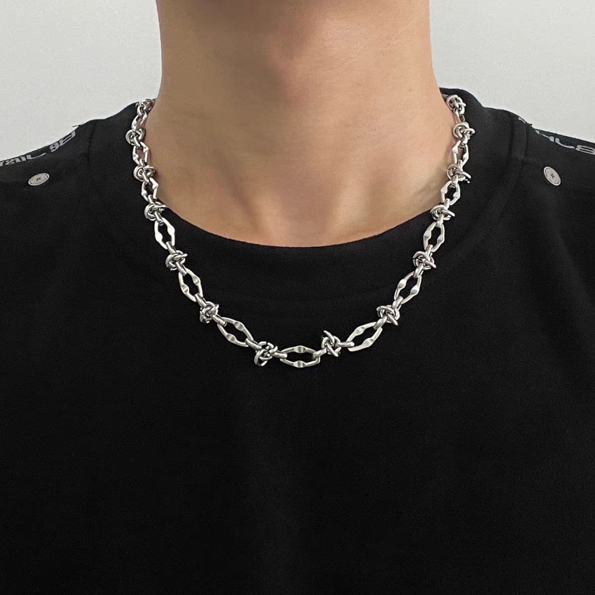 Hip hop personality titanium steel non fading knotted necklace men's trendy basic street niche high end autumn and winter sweater chain