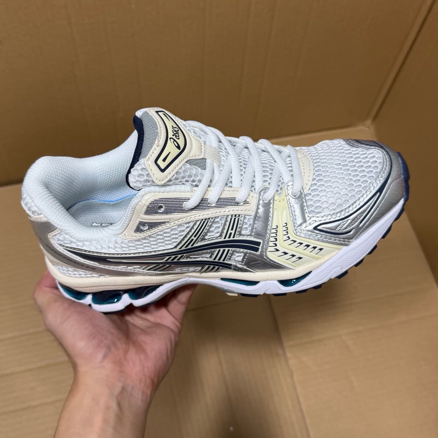 Chaussures de course Arthur Gel-Kayano 14 pour femme, originales et décontractées, idéales pour le sport, le trail et l'extérieur.