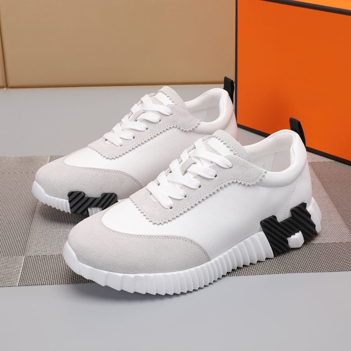 Chaussures tendance pour couples de la marque H, baskets décontractées confortables et polyvalentes en cuir véritable respirant et en maille,