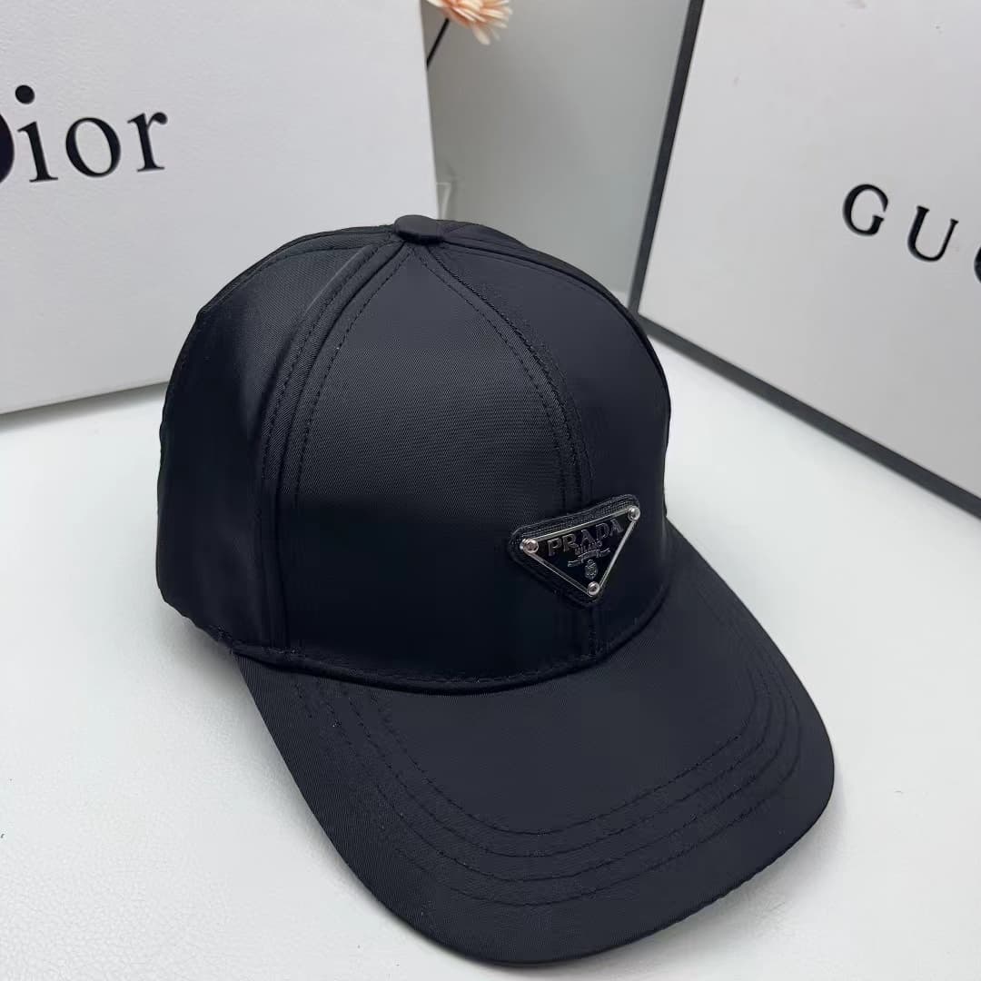 Étoile classique avec la même casquette de baseball