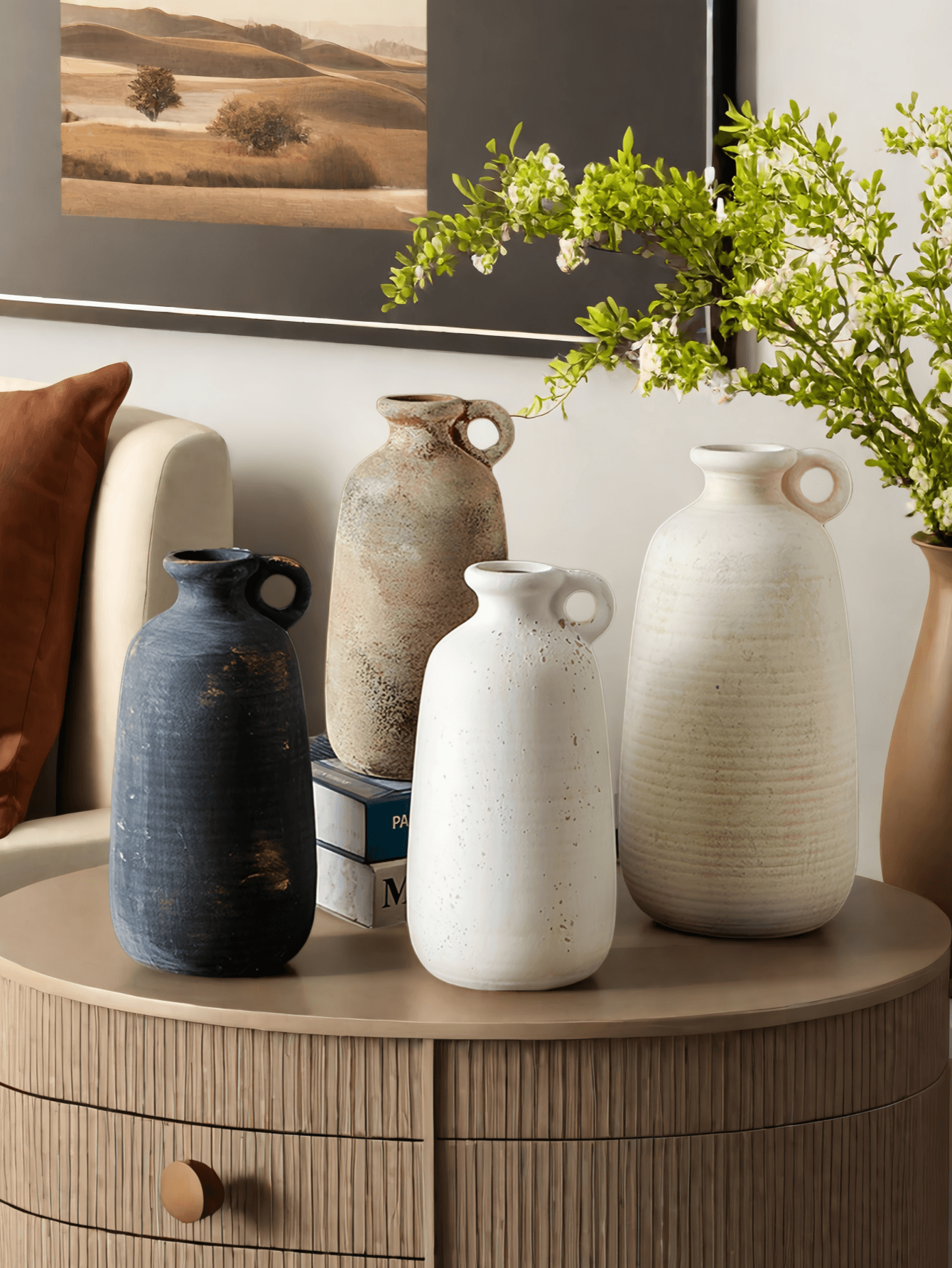 1pc Mid-Century Style Design Classical Ceramic Vase Thin Bottle Mouth With Handle Holding Water Vase For Central Asian Style Design Decorative Vase