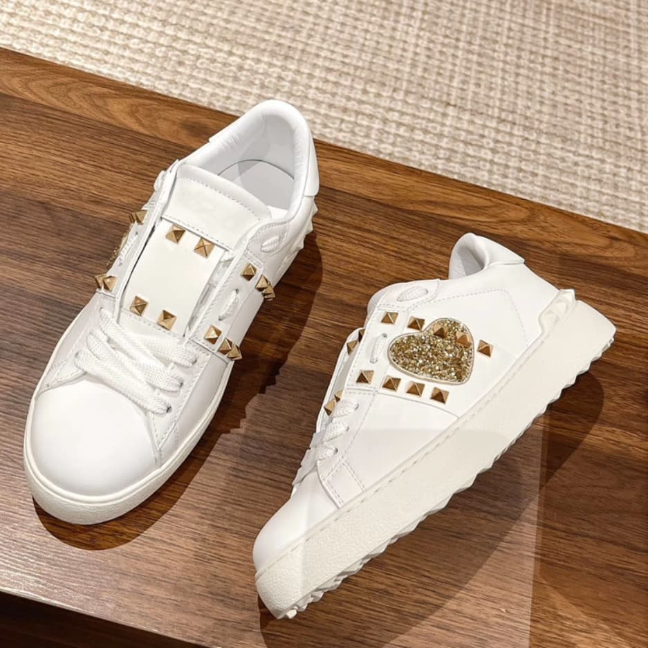 Chaussures décontractées V Family Board pour hommes, petites chaussures blanches à rivets simples, chaussures de luxe tendance, chaussures pour fe