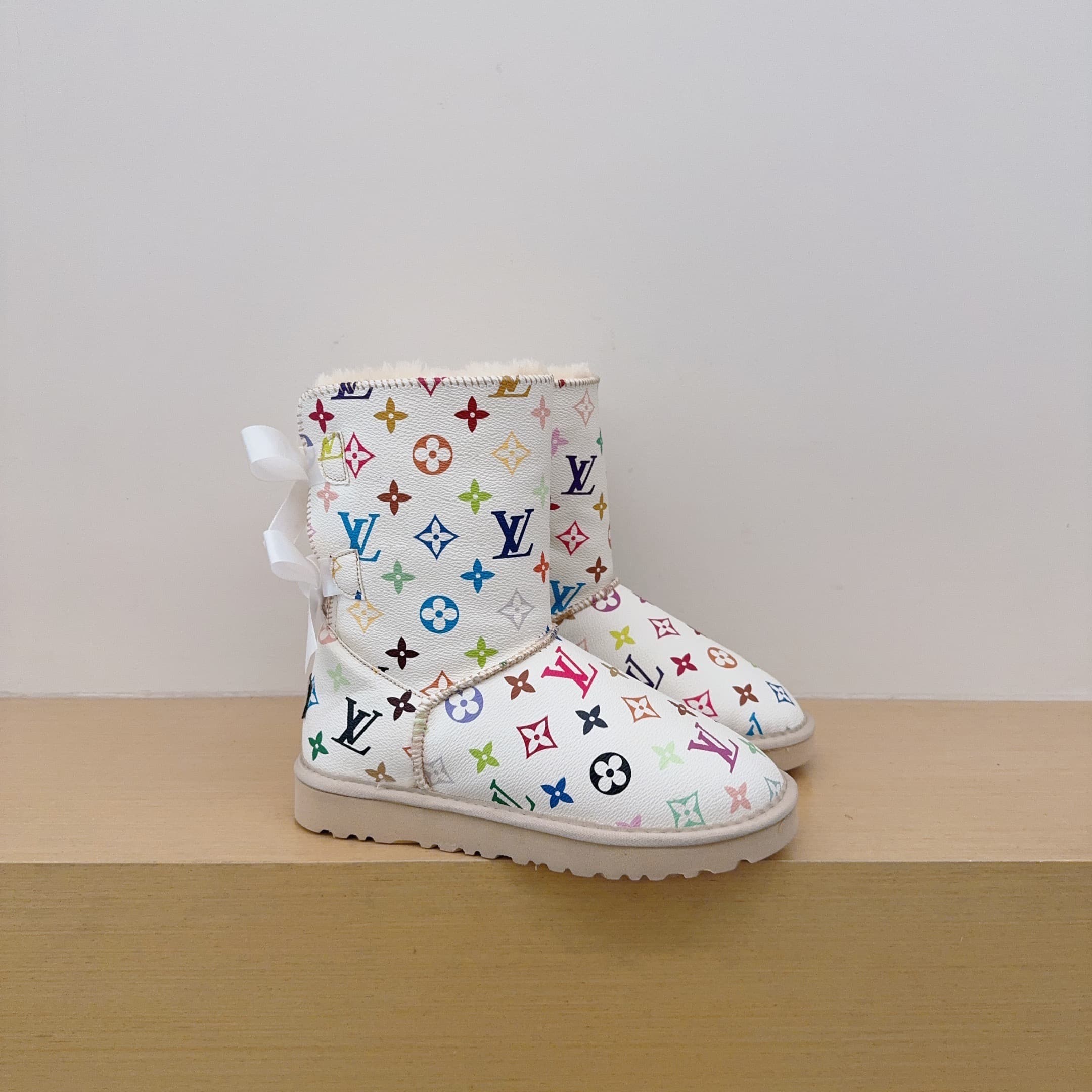 Nouvelles bottes UGG automne/hiver pour femme, confortables et chaudes, style décontracté / Bottes de neige mi-mollet