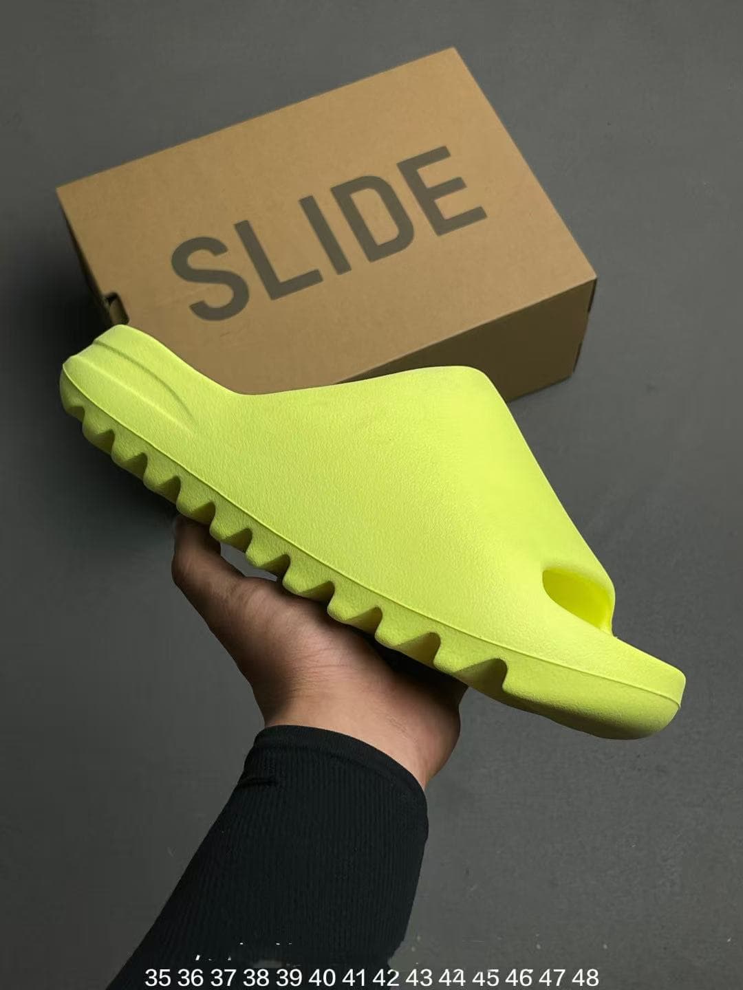 Chaussons Yeezzyy Slide Granite confortables et polyvalents en EVA pour hommes et femmes