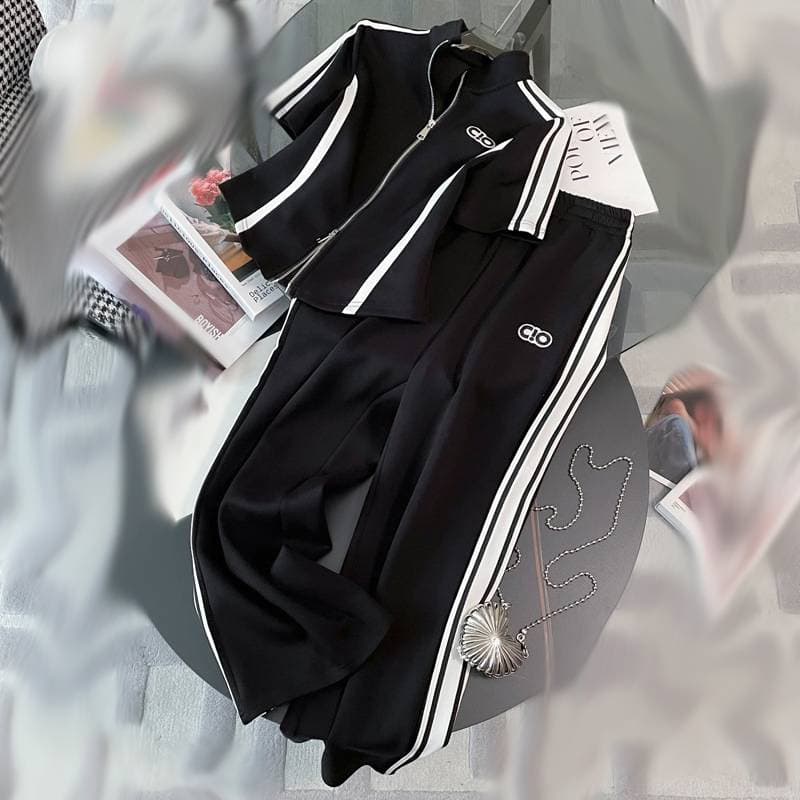 Women's Clothing casual suits for women printed short sleeved trousers sports two piece suits loose 8862