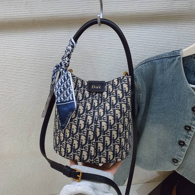 Fashion Shoulder Bag High End Monogram Small Square Bag Niche Design Versatile Box Bag For Women