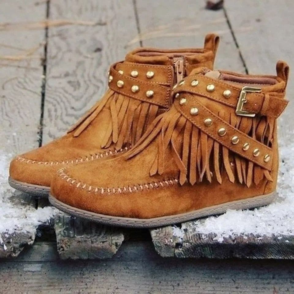 Women's Short 2024 Autumn/Winter New Large Riveted Flat Bottom Tassel Boots Children
