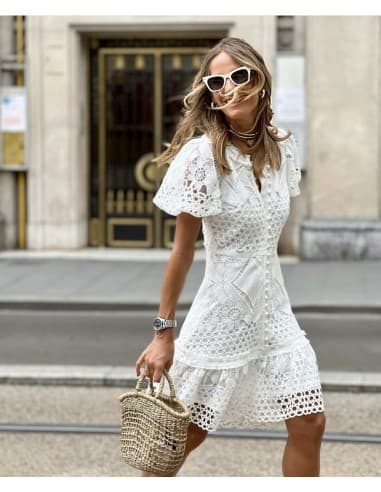 Women's lace hip-covering short-sleeved dress