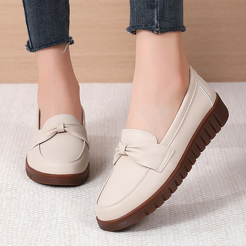 Spring single shoes women foreign style soft sole mother shoes women fashion casual high-grade women's shoes