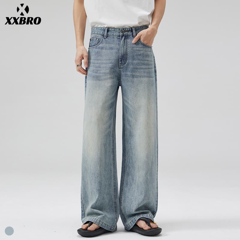 Unisex Classic Washed Blue Jeans – Vintage Straight-Leg Denim With Cat Whisker Details, A-Line Cut For Height Elongation, Everyday Essential