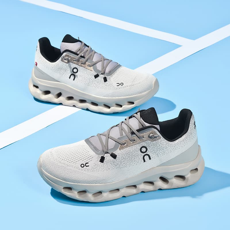 Xiaoxiangying Diffusion en direct Meilleures ventes Cloud Sports Été Léger CushiNewing Chaussures décontractées respirantes en maille Nouvelle