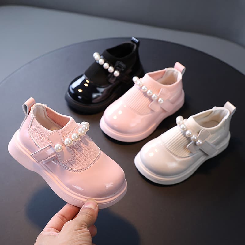 Child's shoes Princess small leather shoes Children's round patent leather big head pearl dance shoes flying knit leather shoes
