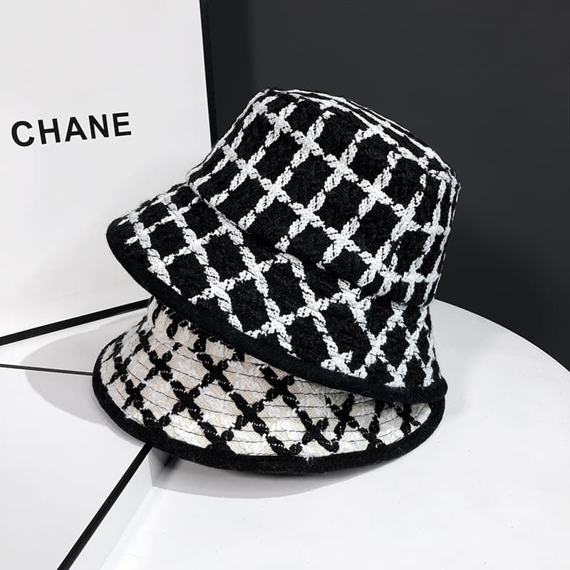 Korean version of ins black plaid knitted fisherman hat for children's autumn and winter small fragrance fashion
